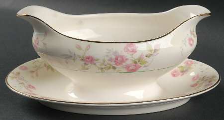 Roselyn Gravy Boat with Attached Underplate