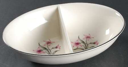 Sharon 9" Oval Divided Vegetable Bowl
