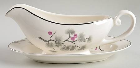 Silver Pine Gravy Boat & Underplate/Relish
