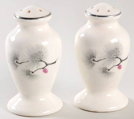 Silver Pine Salt & Pepper Set