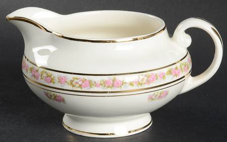 St. Regis Creamer