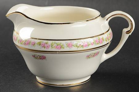 St. Regis Creamer