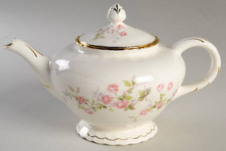 Tralee Teapot & Lid