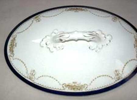 Cynthia (Bristol Ware) Lid for Oval Vegetable