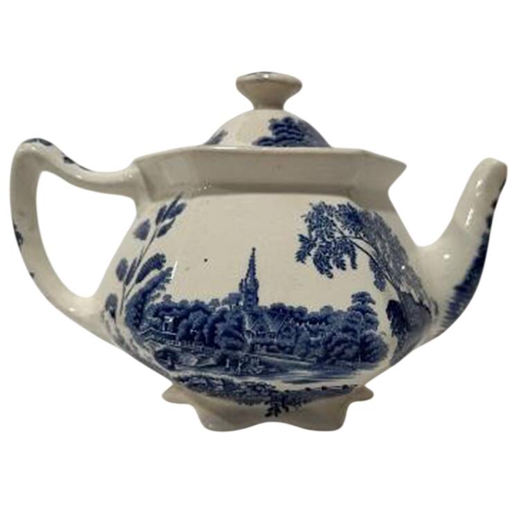 Thames Blue (Scalloped) Teapot & Lid
