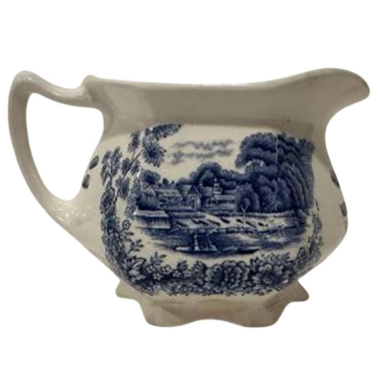 Thames Blue (Scalloped) Creamer