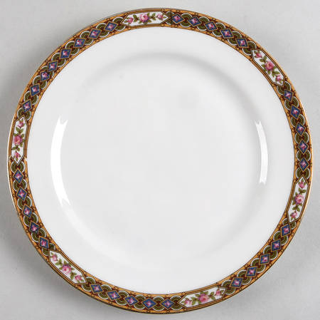 POY28 Salad Plate
