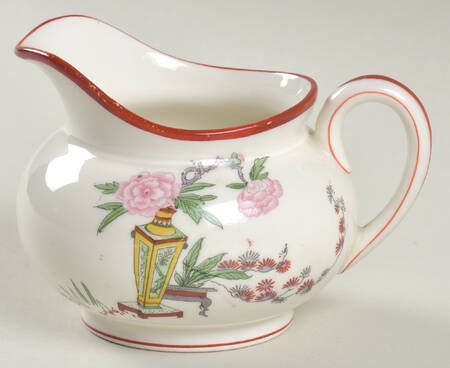 POY52 Creamer