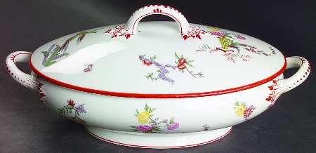 POY52 Oval Covered Vegetable