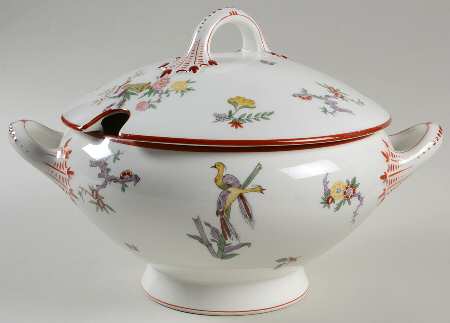 POY52 Tureen &  Lid