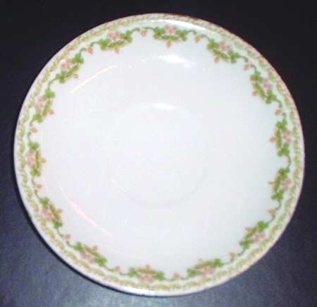 POY60 (NO VERGE) Saucer