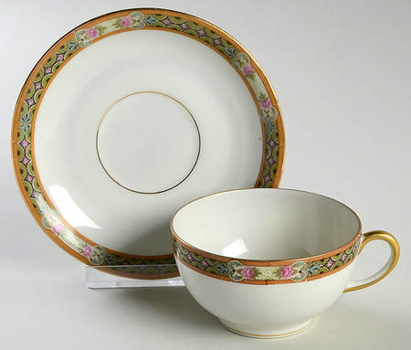 POY80 Flat Cup & Saucer Set