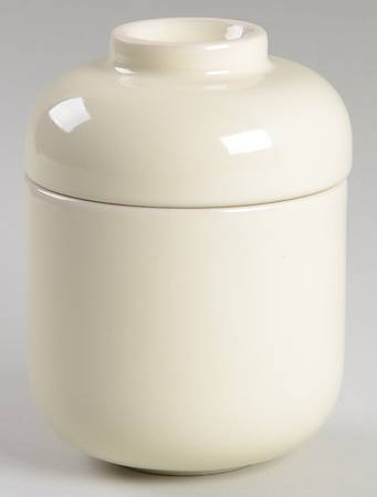 Radius Vanilla Sugar Bowl & Lid