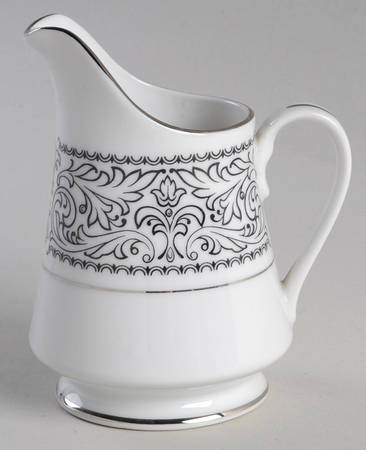 London Terrace (Platinum) Creamer