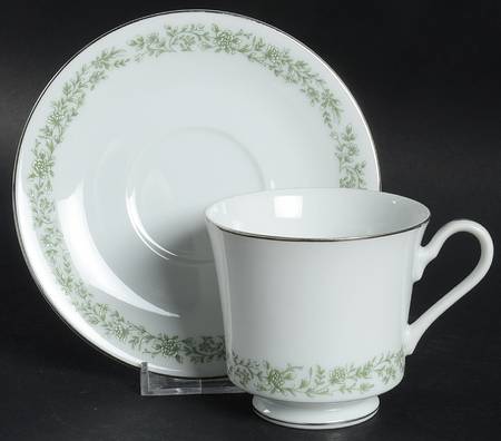 Montclaire Footed Cup & Saucer Set