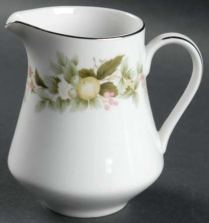 Pickwick Creamer