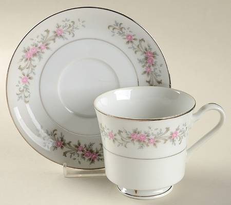 Rose Garden Footed Cup & Saucer Set