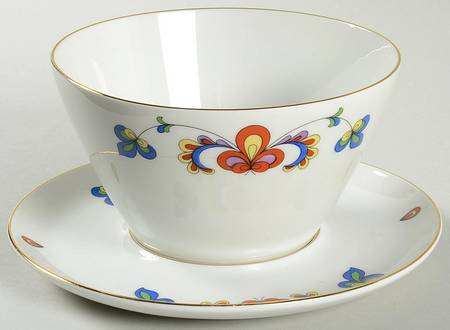 Gravy Boat & Underplate
