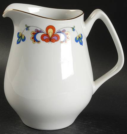 Farmer's Rose (Rim, Gold Trim) 40 Oz Pitcher