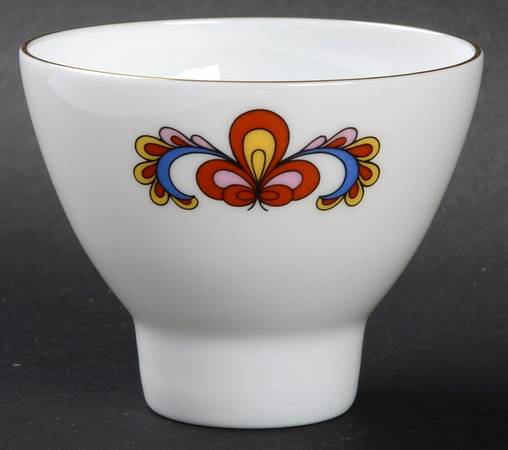 Farmer's Rose (Rim, Gold Trim) Rice Bowl