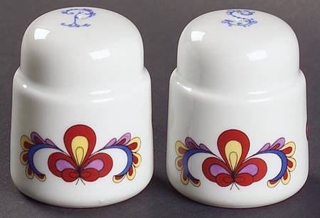 Farmer's Rose (Rim, Gold Trim) Salt & Pepper Set