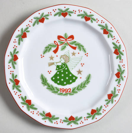 Hearts & Pines (Multisided) 1992 Collector Plate