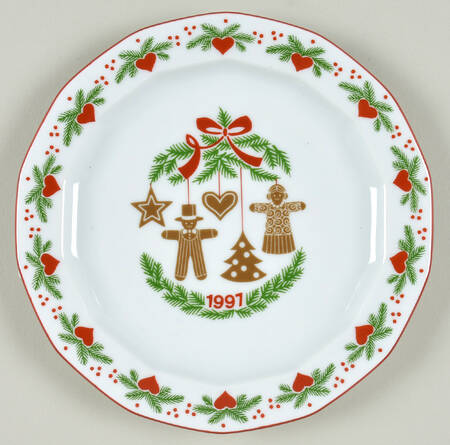 Hearts & Pines (Multisided) 1997 Collector Plate