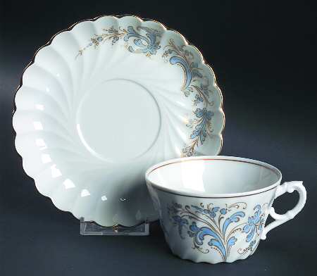 Seljord Flat Cup & Saucer Set