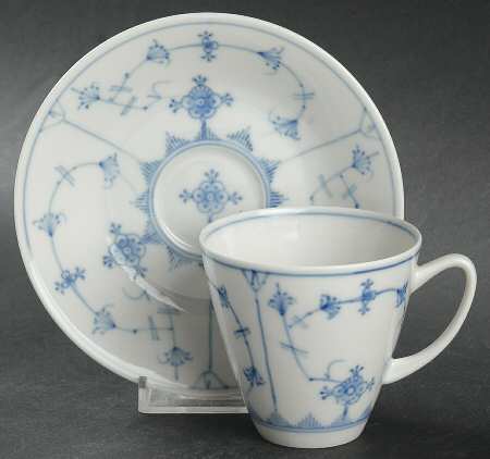 PRG5 Flat Demitasse Cup & Saucer Set