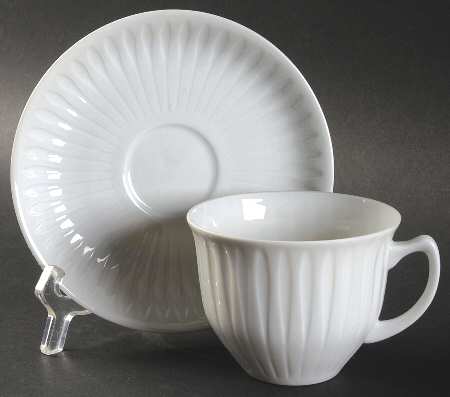 Spire White Flat Cup & Saucer Set