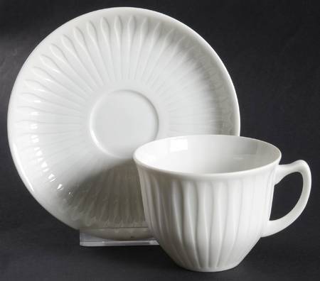 Spire White Flat Cup & Saucer Set
