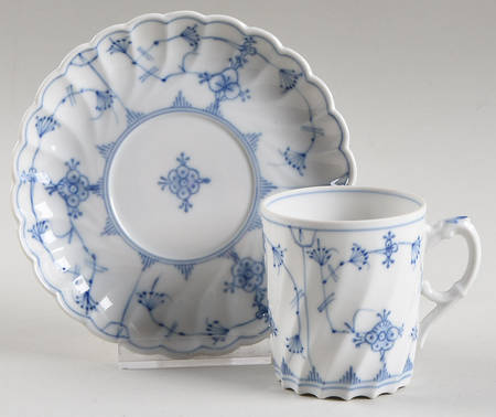 Straw (Swirled) Flat Demitasse Cup & Saucer Set
