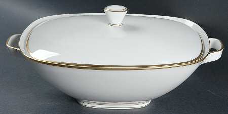 Princess Heritage (Gold Trim) Oval Covered Vegetable