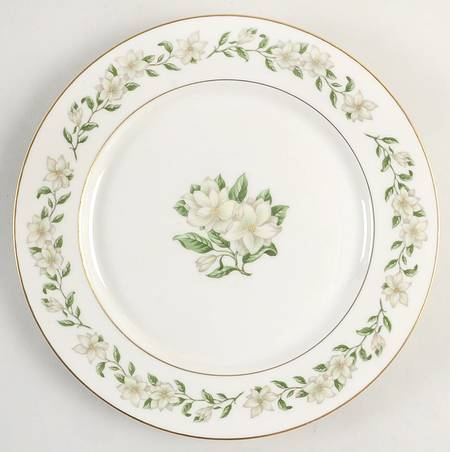 Bridal Wreath Dinner Plate