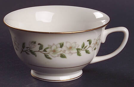 Bridal Wreath Footed Cup