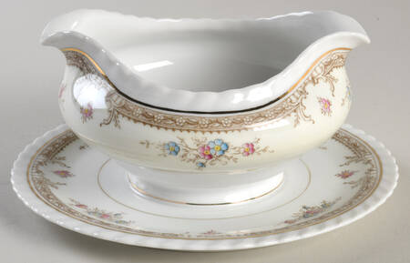 Glenthorne Gravy Boat with Attached Underplate by Princess - Empcraft (USA)