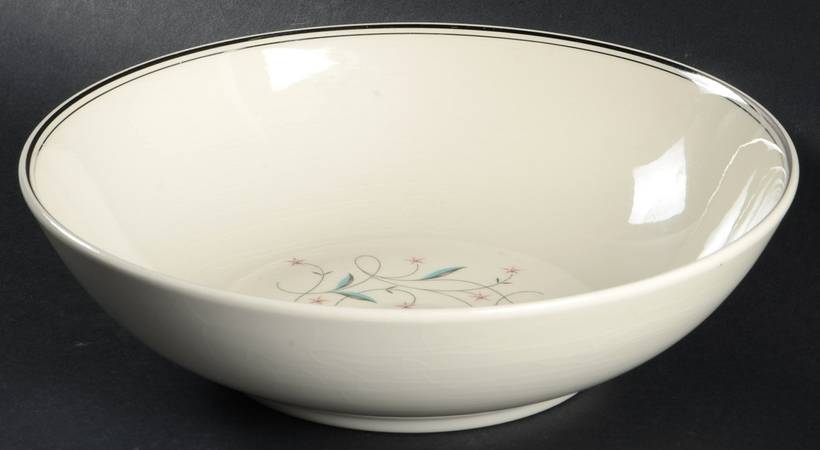 Starflower 9" Round Vegetable Bowl