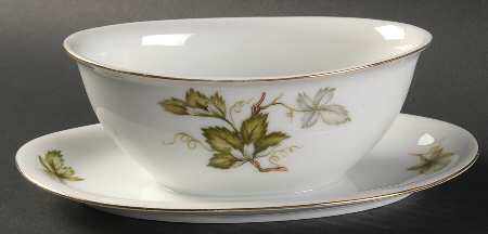 Woodsong (Japan) Gravy Boat with Attached Underplate