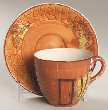 Ye Olde Cottage Flat Cup & Saucer Set