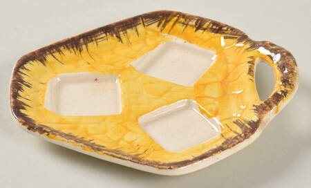 Ye Olde Cottage Tray for (3 Piece) Cruet Set