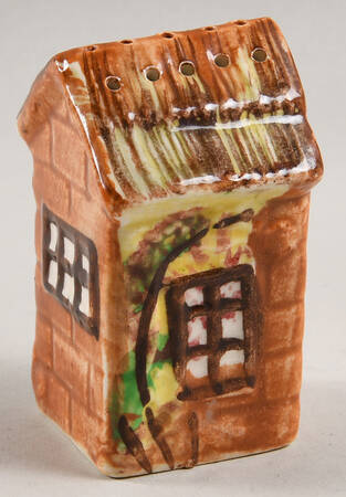 Ye Olde Cottage Pepper Shaker