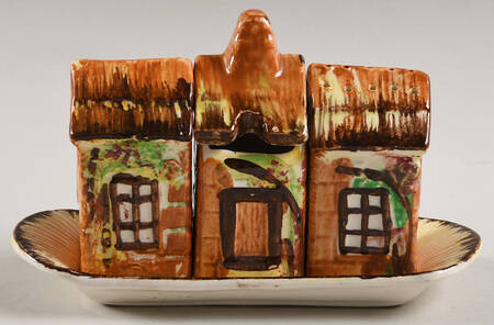 Ye Olde Cottage (3 Piece) Cruet Set with Tray (S&P, Mustard)