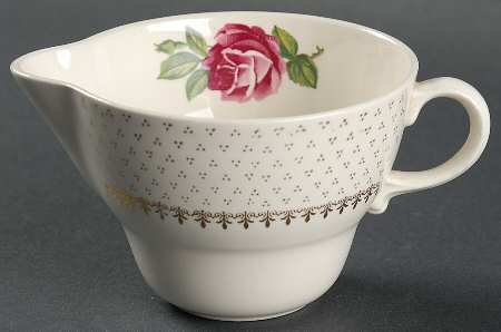 Romance Rose Creamer