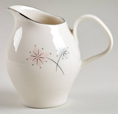 Pastella Creamer