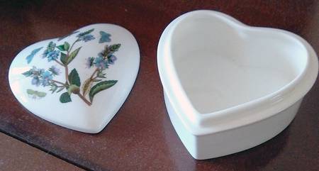 Botanic Garden Heart Shaped Box & Lid