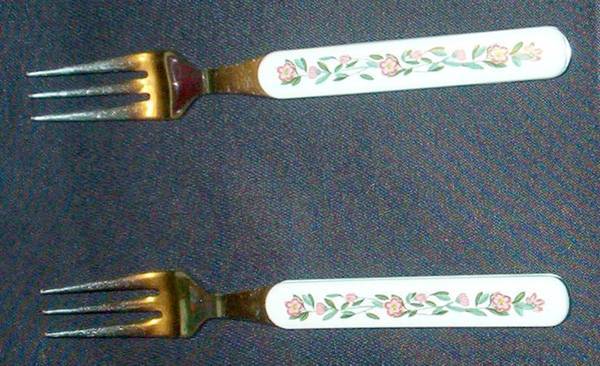 Botanic Garden Individual Steak Knife W/Plastic Handle
