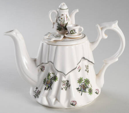 Botanic Garden Mini Figural Teapot & Lid