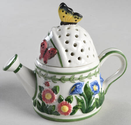 Botanic Garden Watering Can Luminary