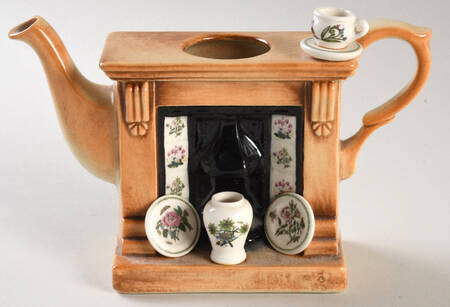 Botanic Garden Mini Figural Teapot No Lid