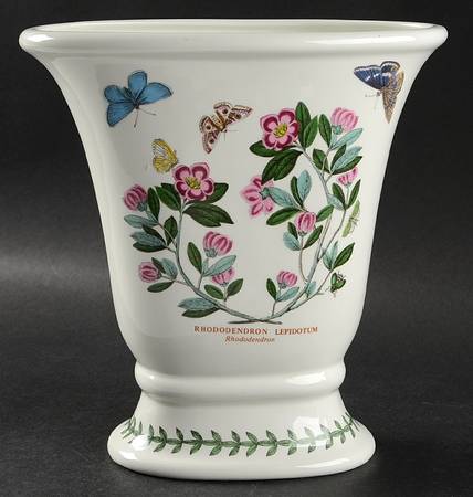 Botanic Garden 8" Oval Versailles Vase